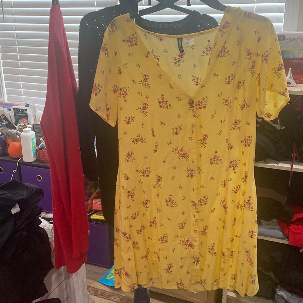 Yellow floral dress size 12